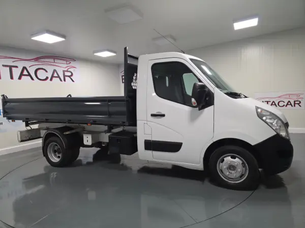 Renault Master 2.3 DCI 130CV BASCULANTE 3