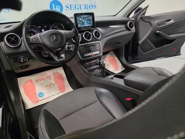 Mercedes-Benz CLA 180 d Shooting Brake Urban 100