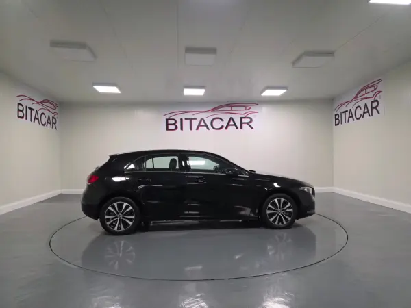 Mercedes-Benz A 250 e Style Plus 52