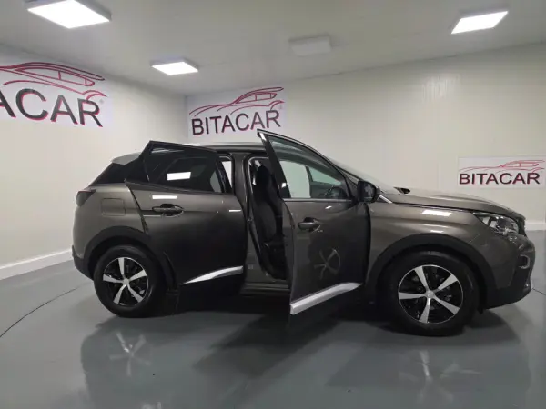 Peugeot 3008 1.5 BLUEHDI ACTIVE 24