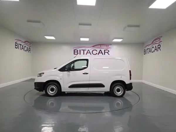 Toyota Proace CITY 1.5D IVA DEDUTIVEL 17