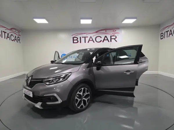 Renault Captur 1.5 DCI EXCLUSIVE 26