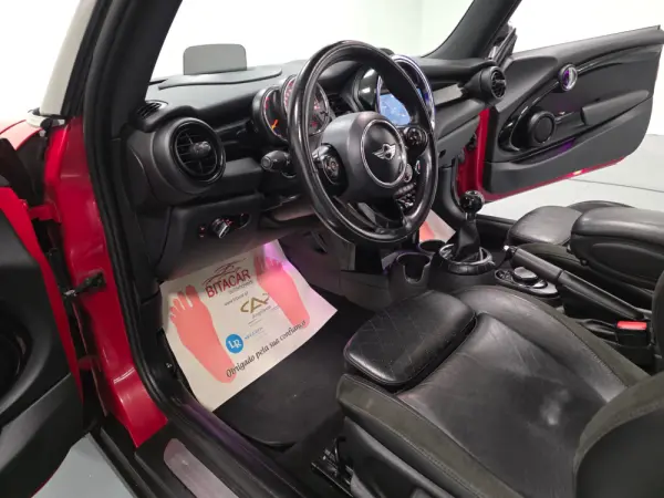 MINI 3 Portas Cooper D 71