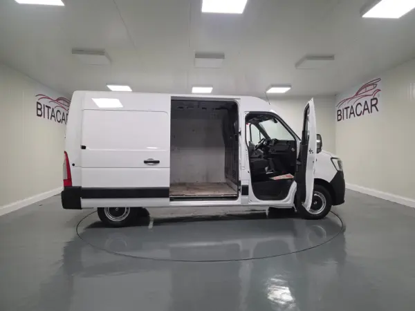 Renault Master L2H2 135CV GPS CAM TRASEIRA IVA DEDUTIVEL 62