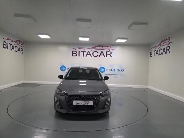 Peugeot 208 ALLURE 7