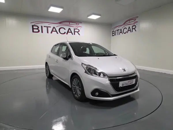 Peugeot 208 1.6 BlueHDi Allure 1