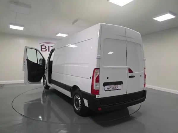 Renault Master L2H2 2.3 DCI 135CV GPS IVA DEDUTIVEL 6