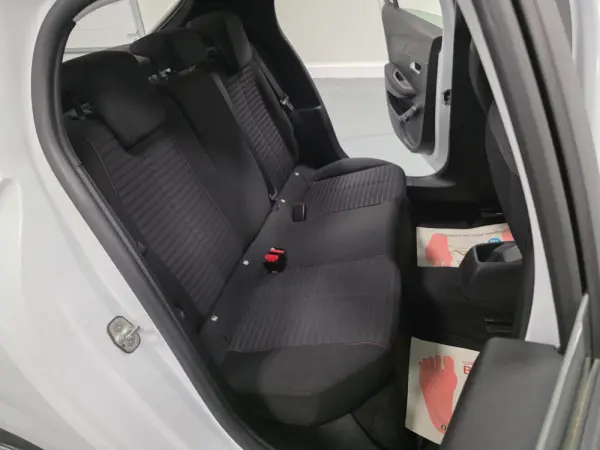 Peugeot 208 1.2 ACTIVE 80