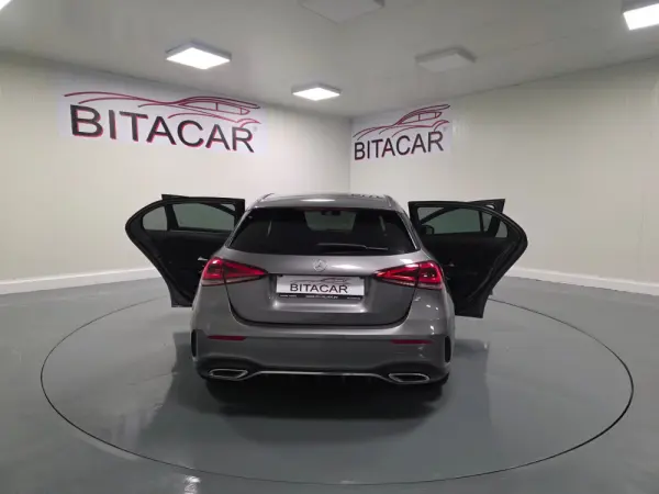 Mercedes-Benz A 180 d AMG Line Aut. 48