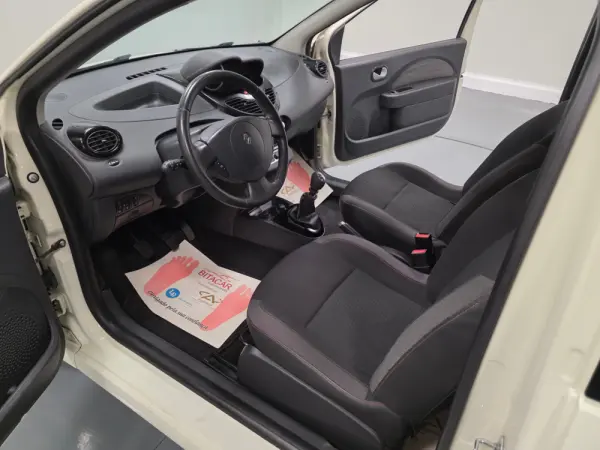 Renault Twingo 1.2 16V Dynamique 63