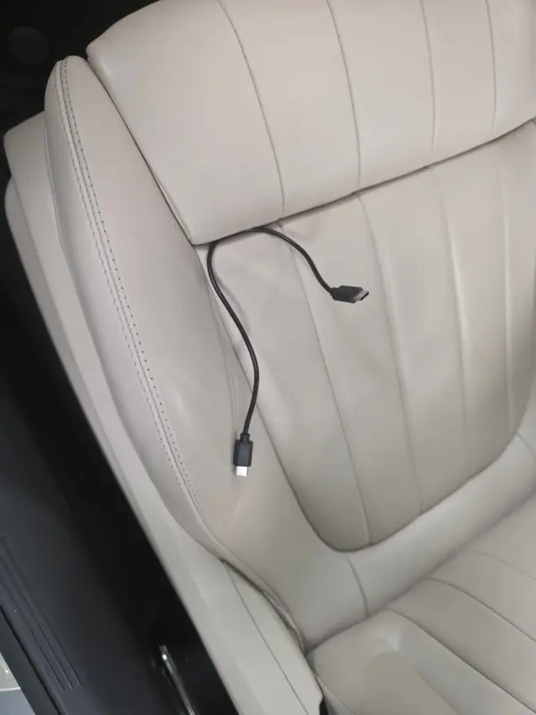 Mercedes-Benz E 300 AMG CABRIO 84