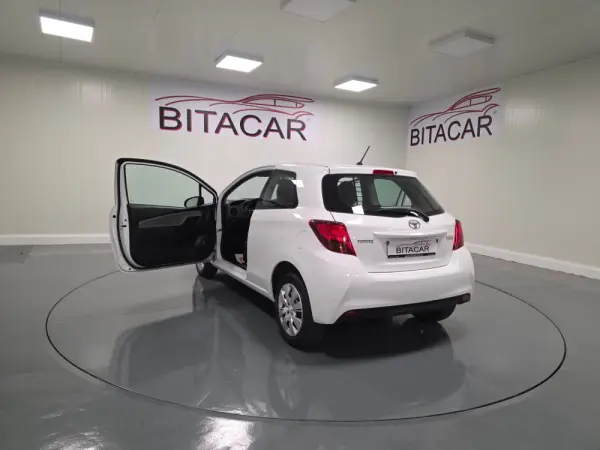 Toyota Yaris BIZZ 1.4 D-4D 90CV IVA DEDUTIVEL 57