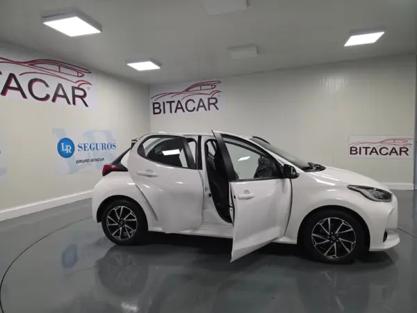 Toyota Yaris 1.5 HDF EXCLUSIVE 39