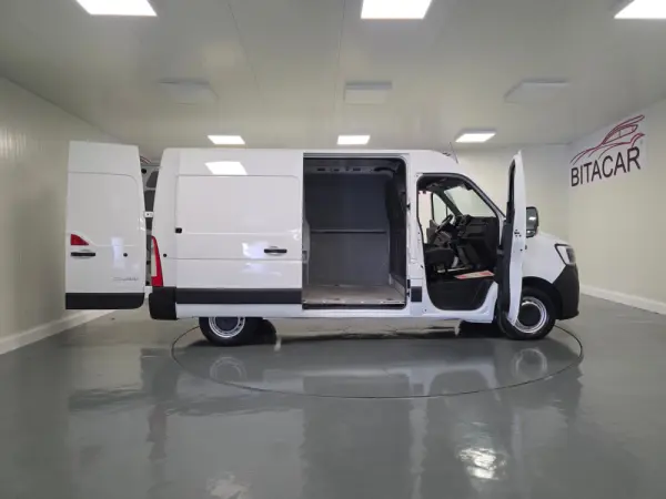 Renault Master L2H2 135CV IVA DEDUTIVEL 68