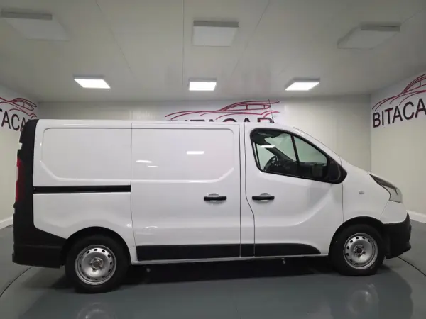 Renault Trafic 2.0 DCI L1H1 120CV IVA DEDUTIVEL 28