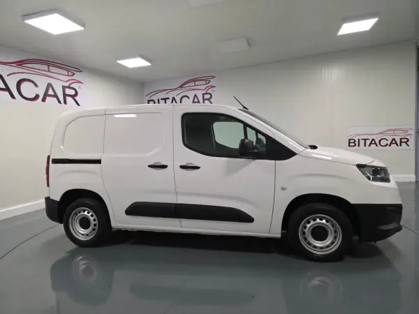 Toyota Proace CITY 1.5D IVA DEDUTIVEL 2