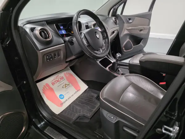 Renault Captur 1.5 dCi Exclusive 73