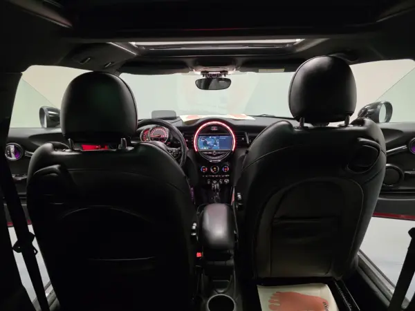 MINI 3 Portas Cooper D 45