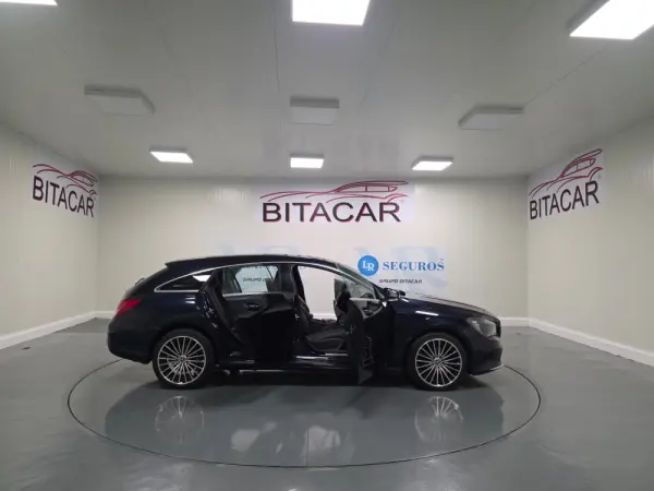 Mercedes-Benz CLA 180 d Shooting Brake Urban 50