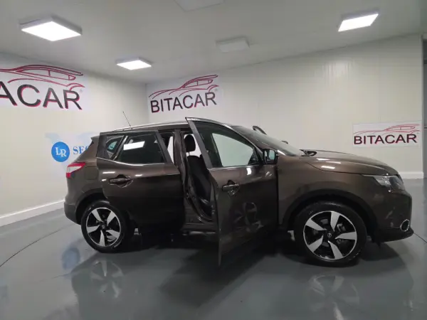 Nissan Qashqai 1.5 dCi N-Connecta Led 36