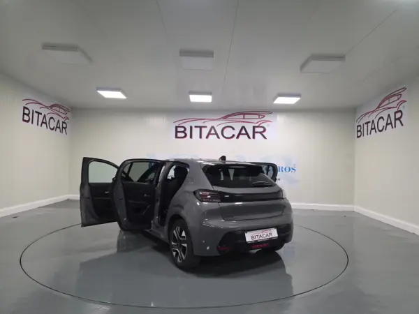 Peugeot 208 ALLURE 45