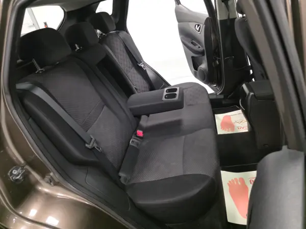 Nissan Qashqai 1.5 dCi N-Connecta Led 77