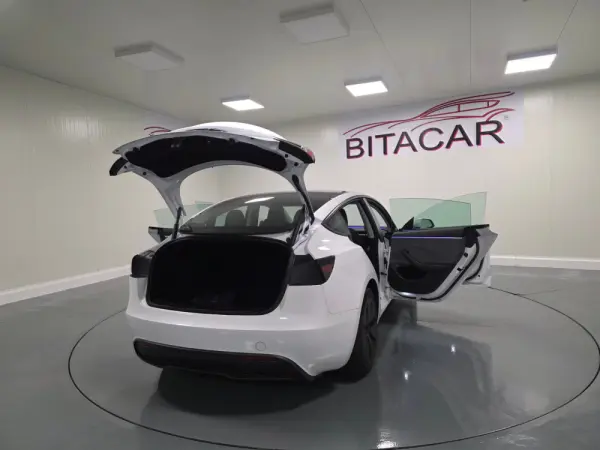 Tesla Model 3 Tração Traseira Premium 61