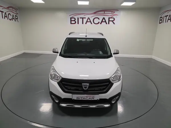 Dacia Lodgy 1.2 STEPWAY 9