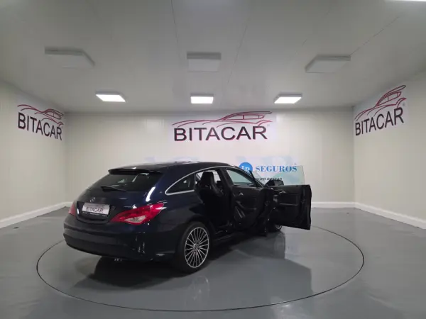 Mercedes-Benz CLA 180 d Shooting Brake Urban 49