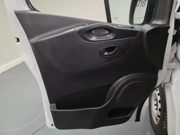Renault Trafic 2.0 DCI L1H1 120CV IVA DEDUTIVEL 54