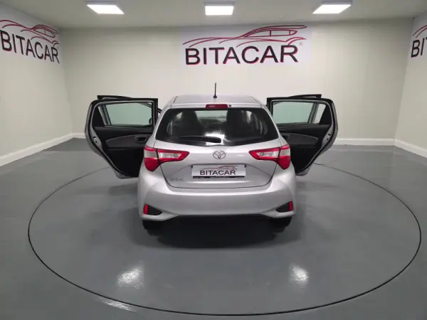 Toyota Yaris 1.4 D-4D ACtive+AC 29