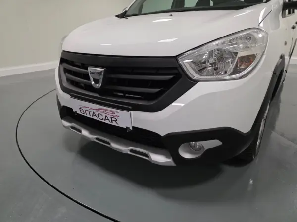 Dacia Lodgy 1.2 STEPWAY 10