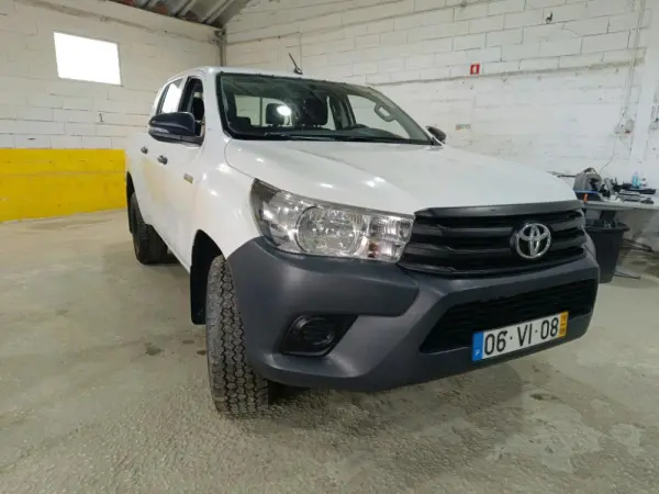 Toyota Hilux 2.4 D-4D 2WD CD 4