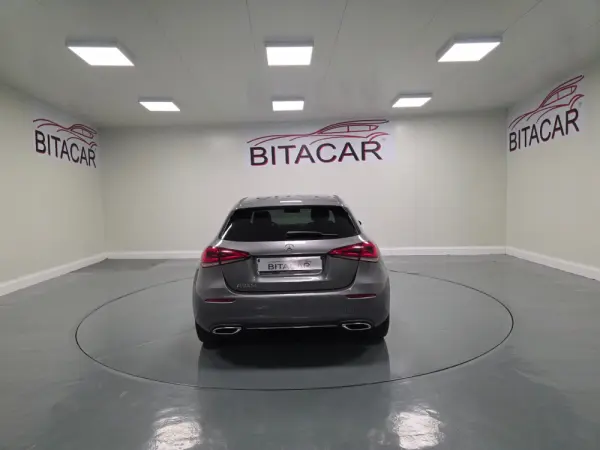 Mercedes-Benz A 180 D PROGRESSIVE 6