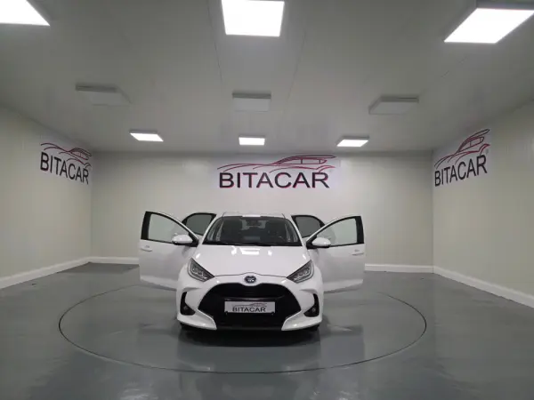 Toyota Yaris 1.5 HDF EXCLUSIVE 39