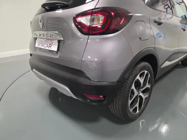 Renault Captur 1.5 DCI EXCLUSIVE 42