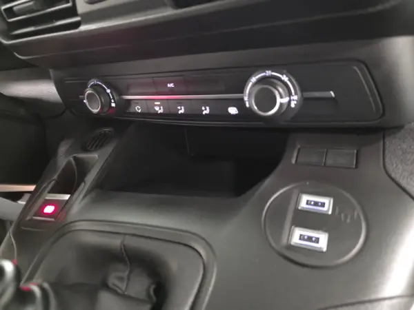 Peugeot Partner 1.5 BLUEHDI 100CV LONGA CAMARA TRASEIRA 115