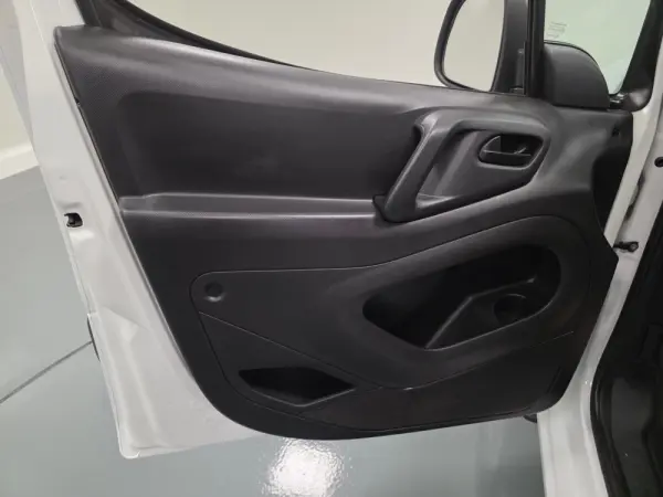 Citroën Berlingo 1.6 HDI IVA DEDUTIVEL 73