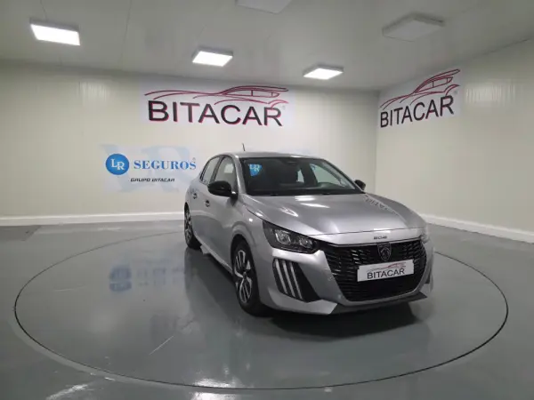 Peugeot 208 1.2 STYLE 3