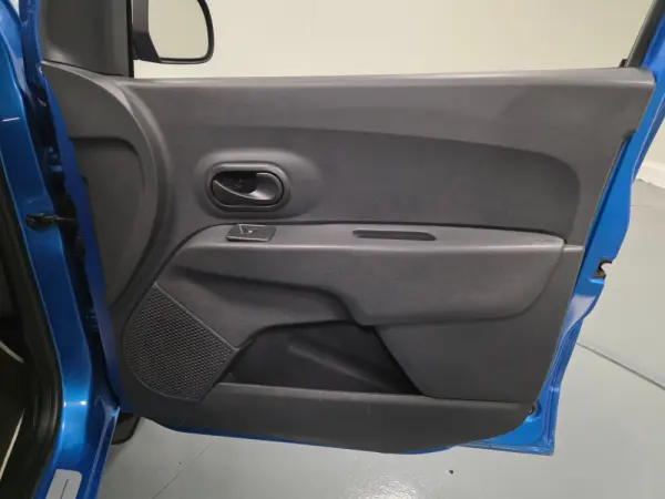 Dacia Lodgy 1.5 dCi Stepway 7L 81