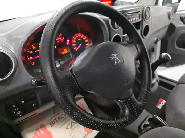 Peugeot Partner 1.6 HDI L1 PACK CD CLIM 70