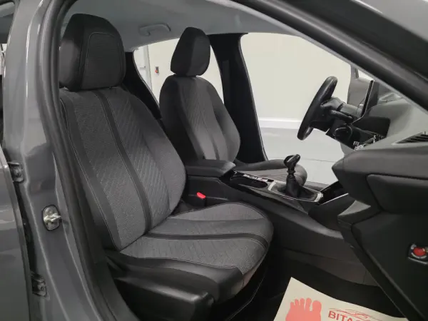 Peugeot 208 ALLURE 69