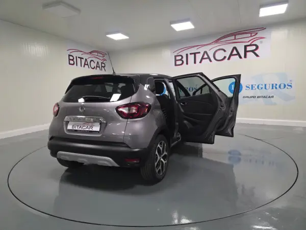 Renault Captur 1.5 DCI EXCLUSIVE 58