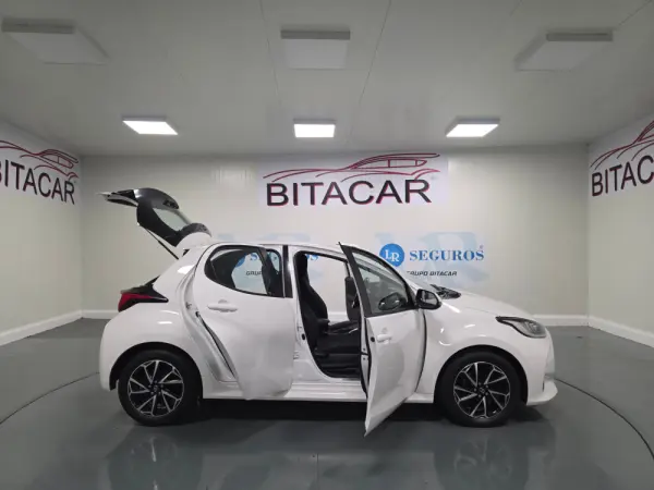 Toyota Yaris 1.5 HDF EXCLUSIVE 63