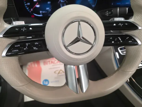 Mercedes-Benz E 300 AMG CABRIO 92