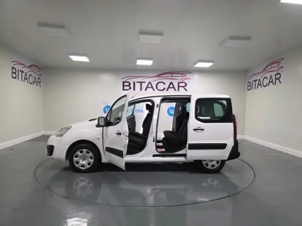 Peugeot Partner TEPEE 1.6 BLUEHDI 5 LUGARES 41