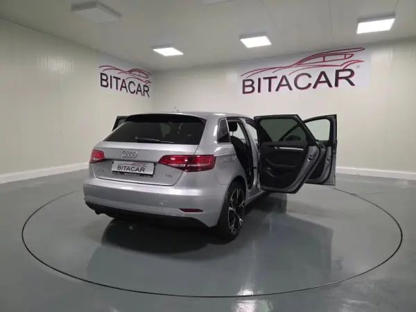 Audi A3 Sportback 1.6 TDI Design 46