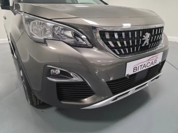 Peugeot 3008 1.5 BLUEHDI ACTIVE 5