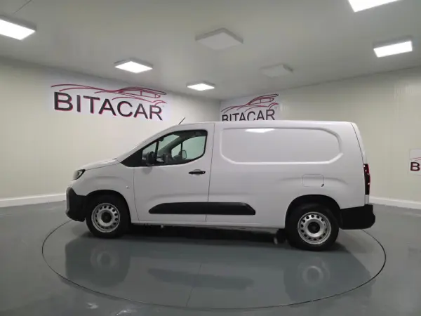 Peugeot Partner 1.5 BLUEHDI 100CV LONGA CAMARA TRASEIRA 34
