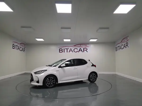 Toyota Yaris 1.5 HDF EXCLUSIVE 16